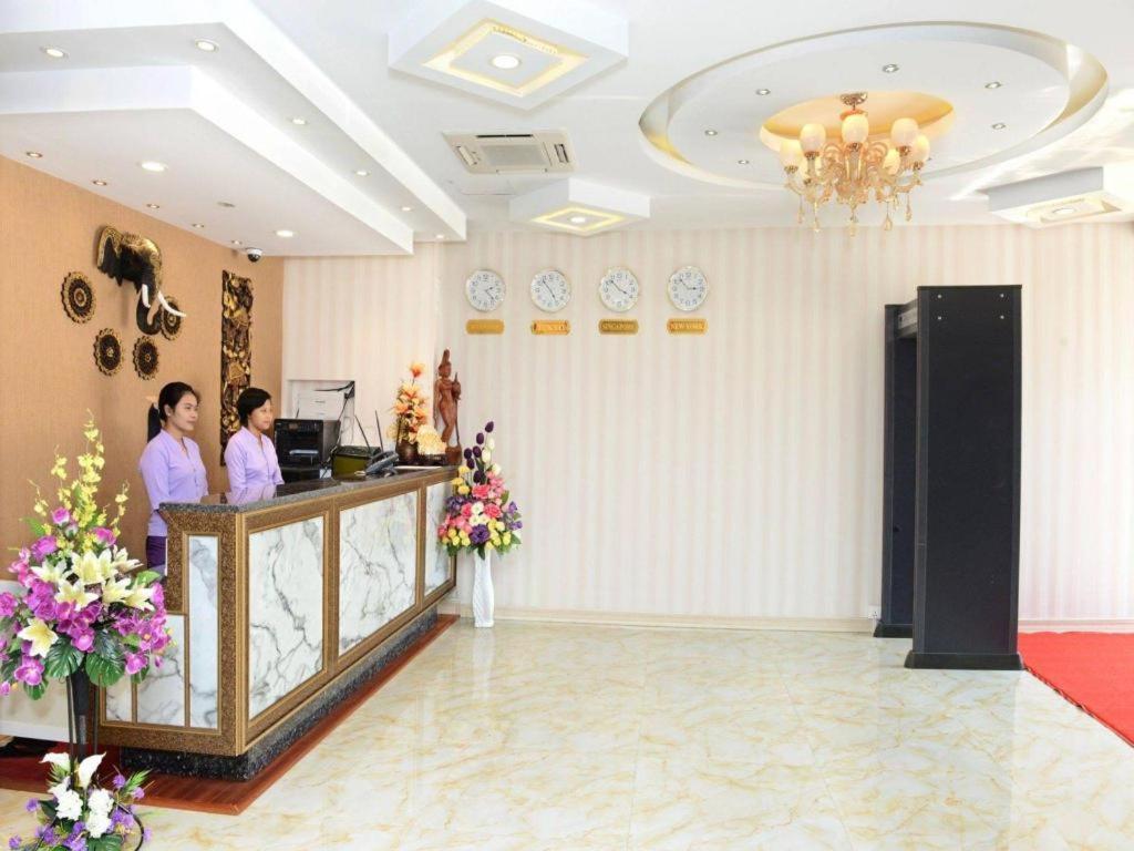 8Day Hotel Rangoon Eksteriør billede