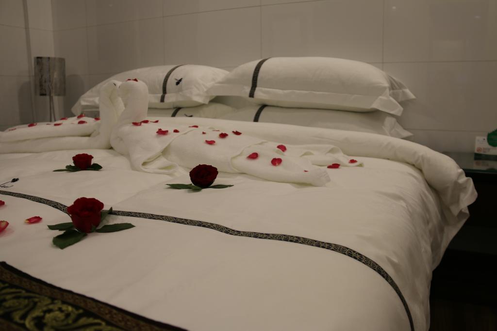 8Day Hotel Rangoon Eksteriør billede