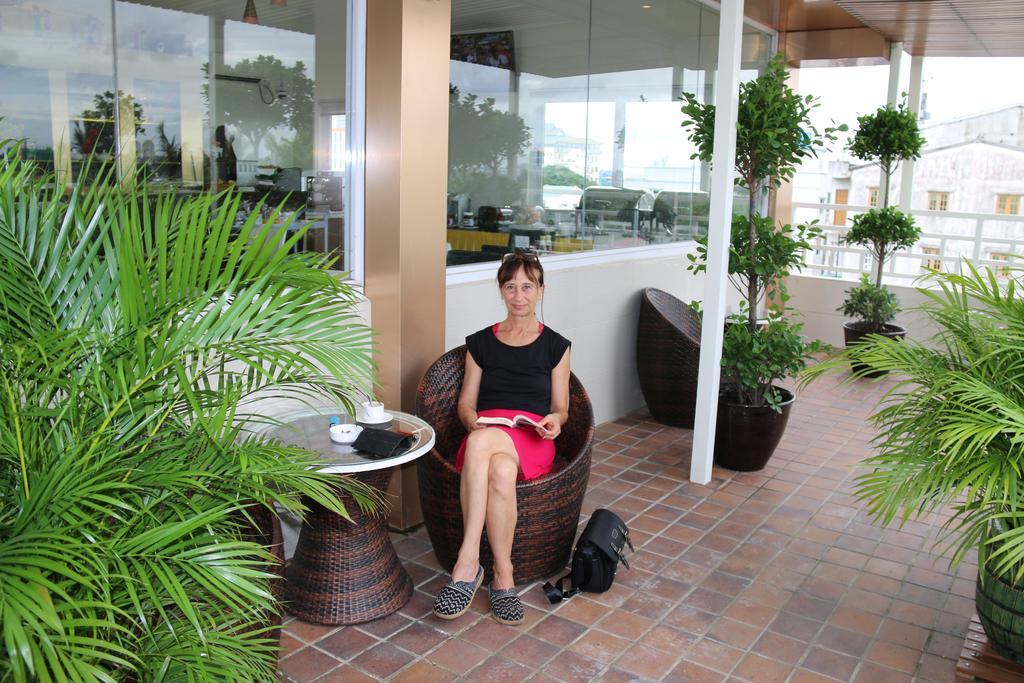 8Day Hotel Rangoon Eksteriør billede