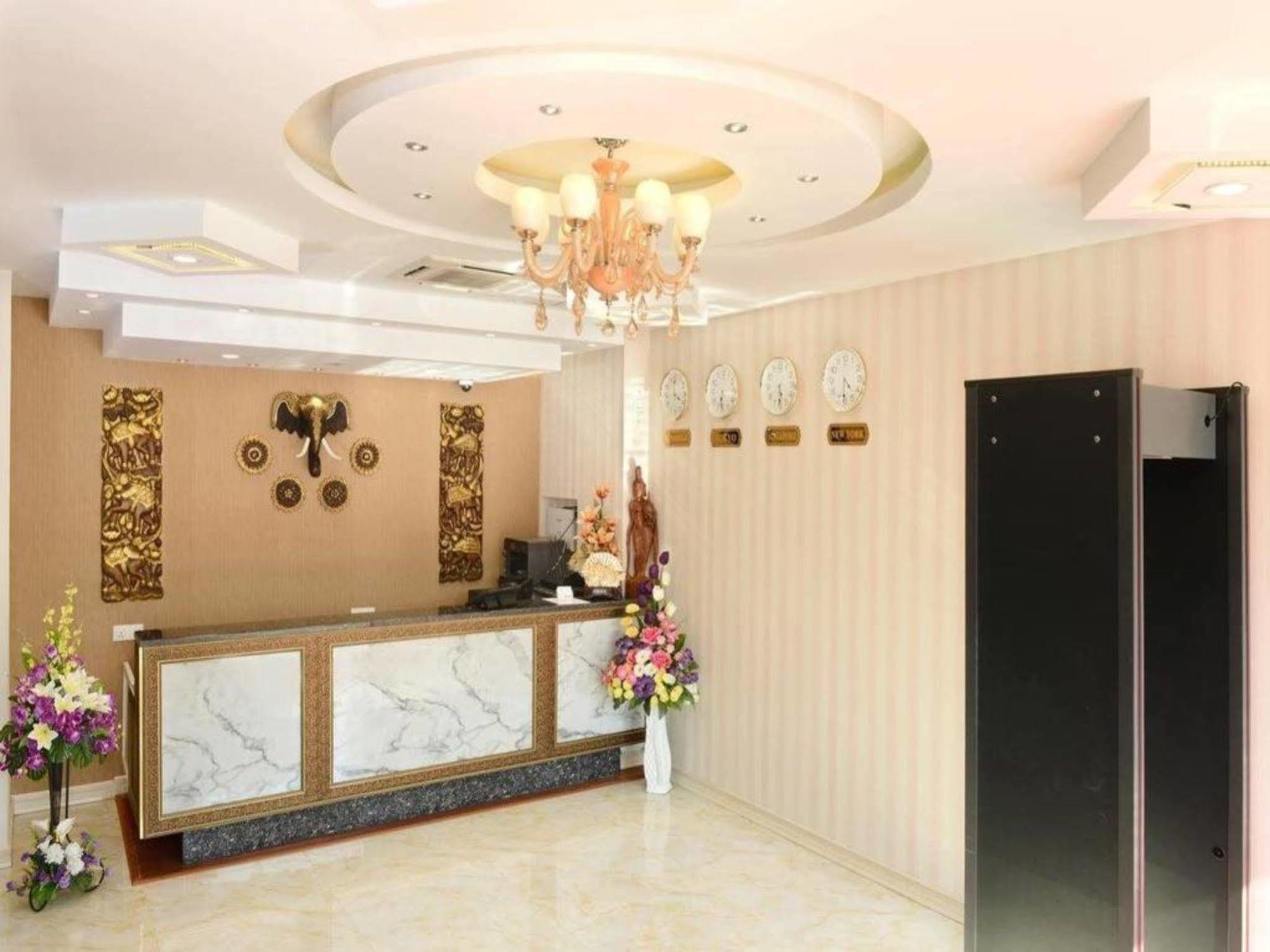 8Day Hotel Rangoon Eksteriør billede